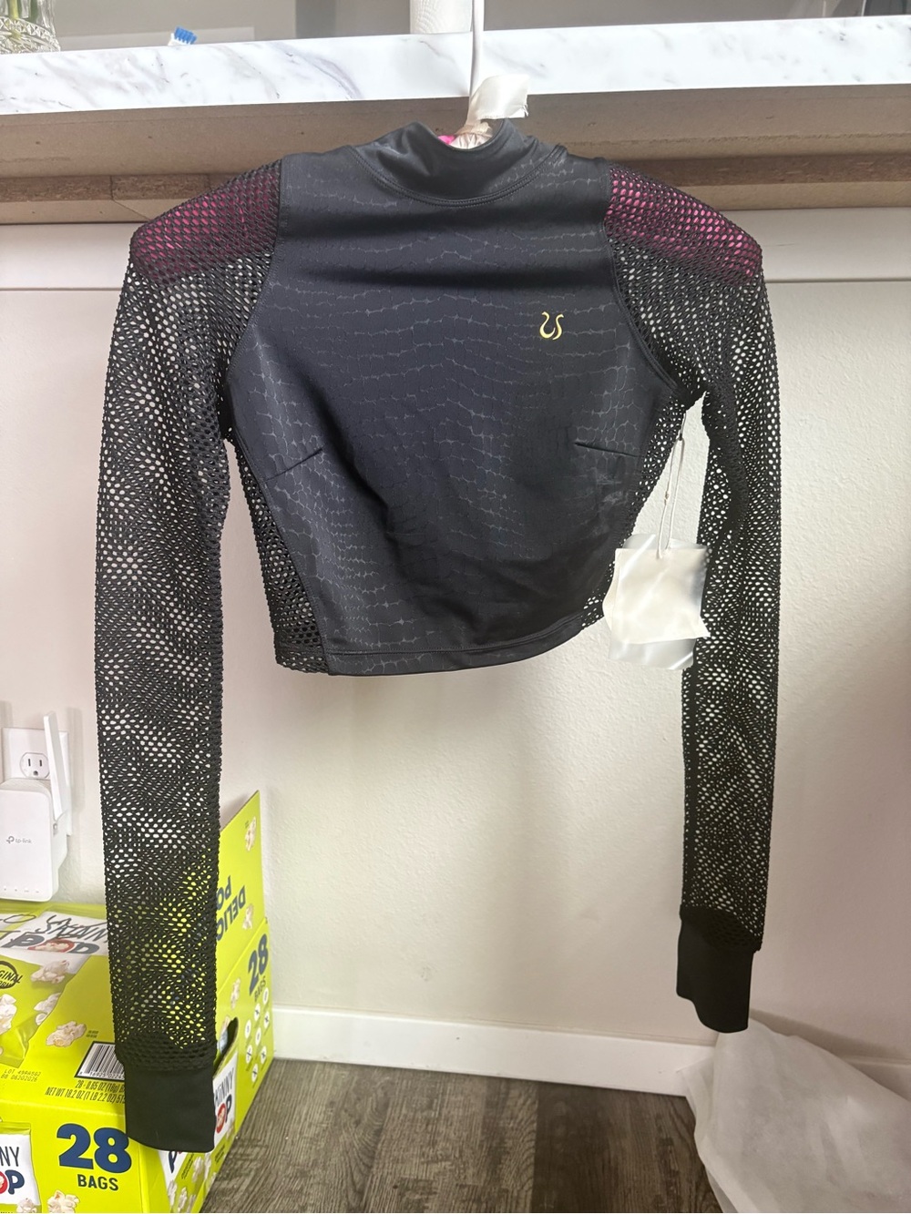 WOMEN’S Black Mesh Long-Sleeve Crop Top by Sweaty Betty